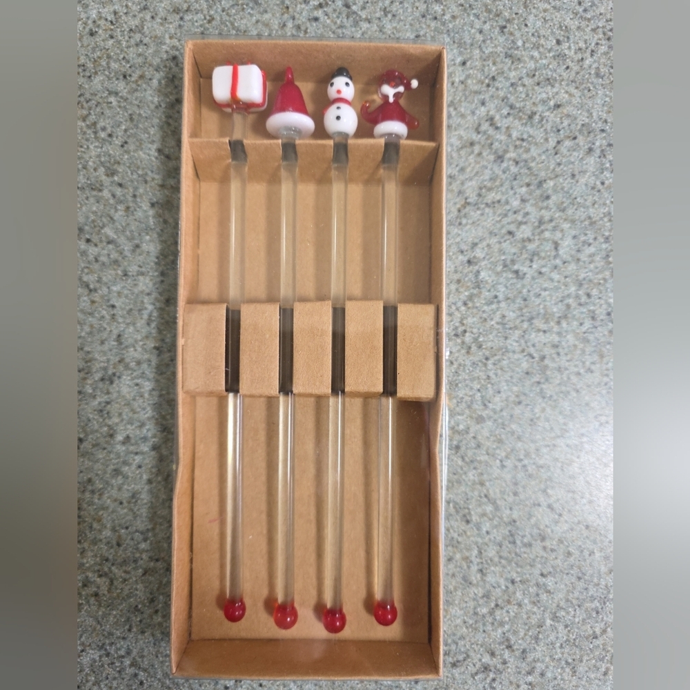 Williams Sonoma Holiday Christmas Glass Stir Sticks Swizzle Sticks 4 count. NIB